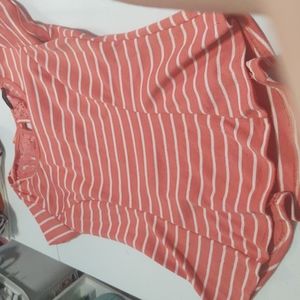 Peach top w/ bows & lace on the back (NEGOTIABLE)